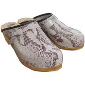 boa beige clog