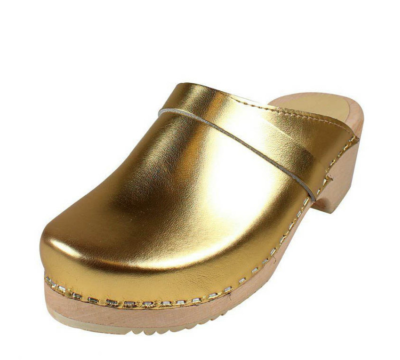 Sabots cuir doré