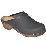 black mat leather Clogs