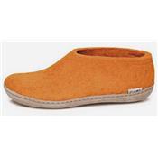 AA22 orange slippers