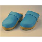 Turkoise blue clogs